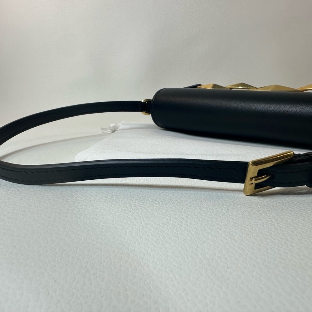 NEW JIMMY CHOO EAST WEST LEATHER SHOULDER BAG BLACK GOLD - Picture 10 of 16